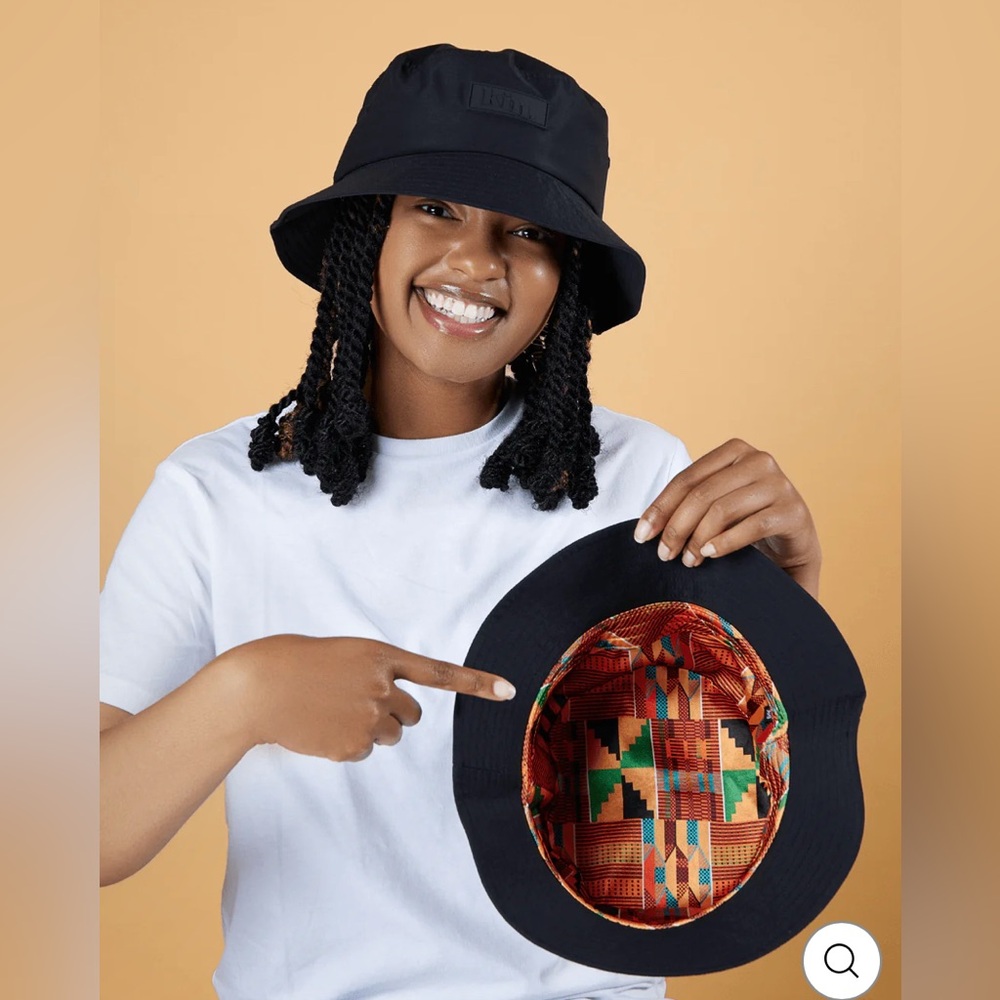Kin. black satin lined bucket hat - Picture 3 of 4